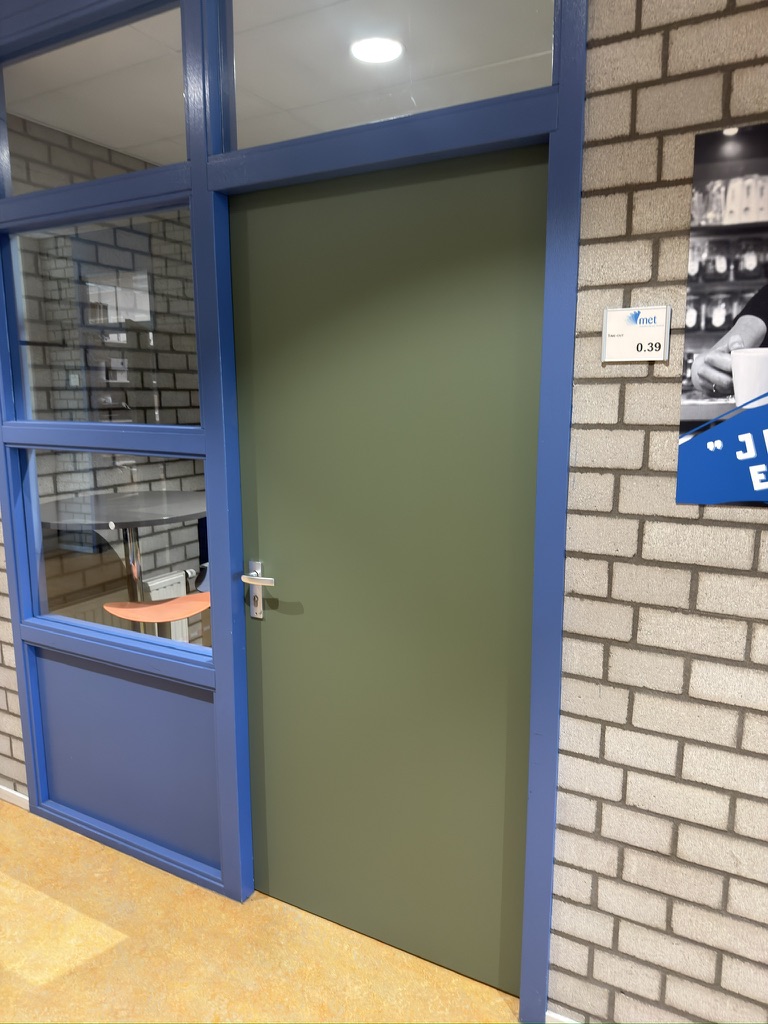 Na · dezelfde deurenlijn in groen