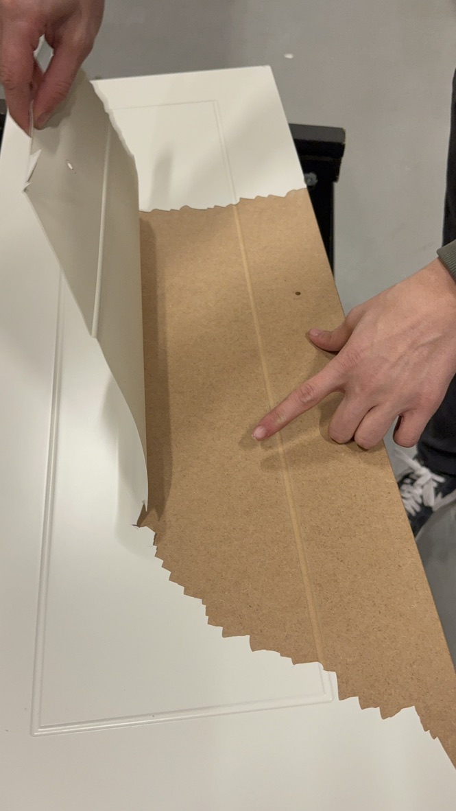 Detail van de loslatende bestaande toplaag