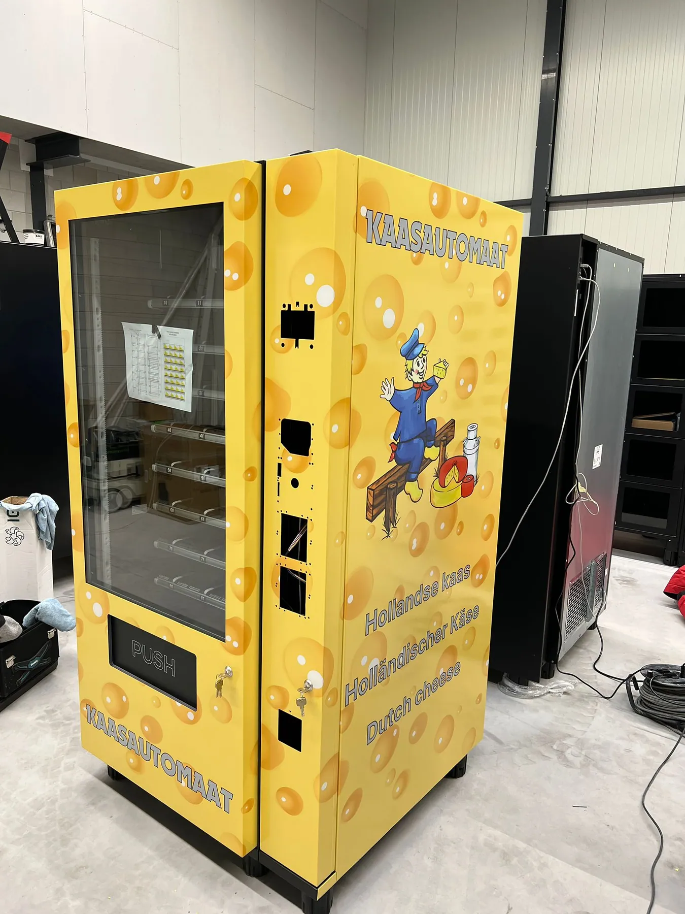 Machine & materieel uitgevoerd door Cornelissen Reclame